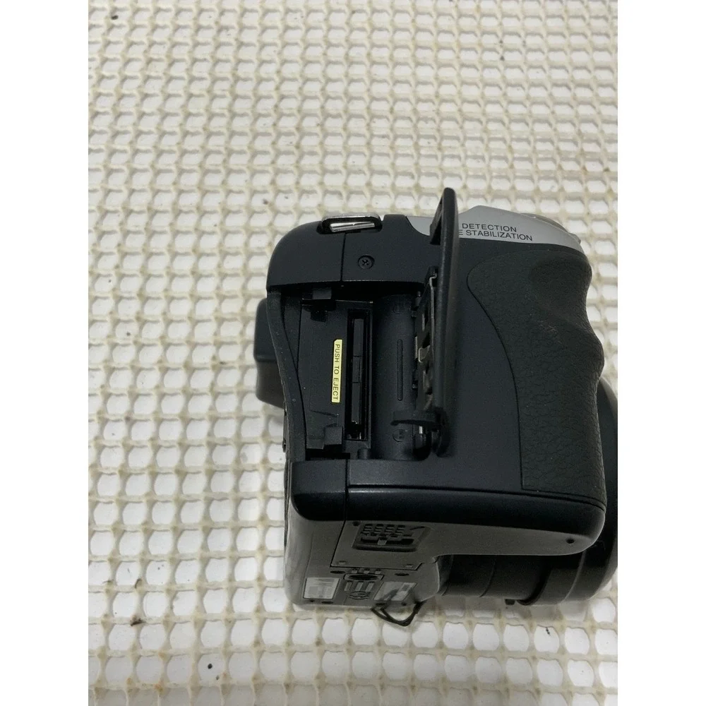 Fujifilm FinePix S8100fd Digital Camera Black Tested Working Defected Read Descr